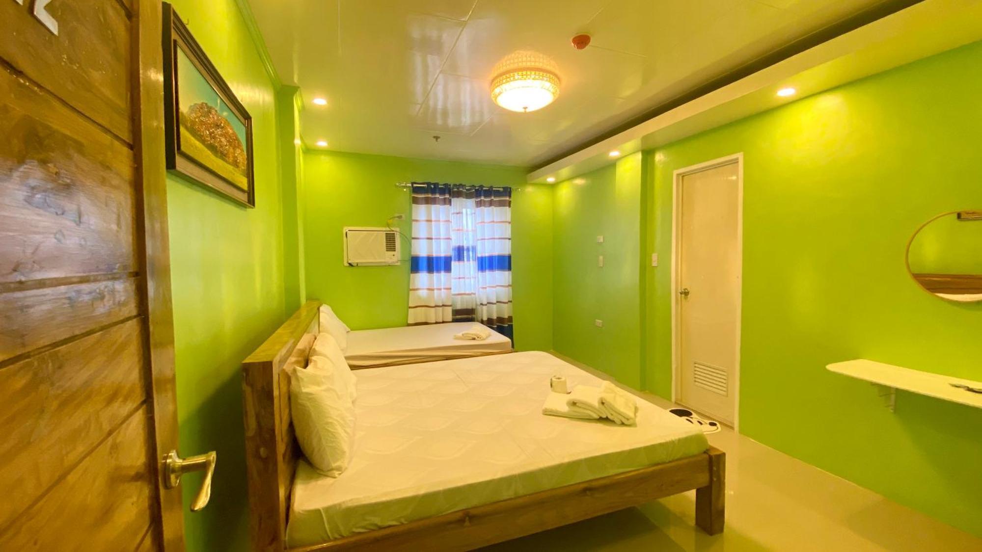 Drossgold Pension House Tubigon الغرفة الصورة