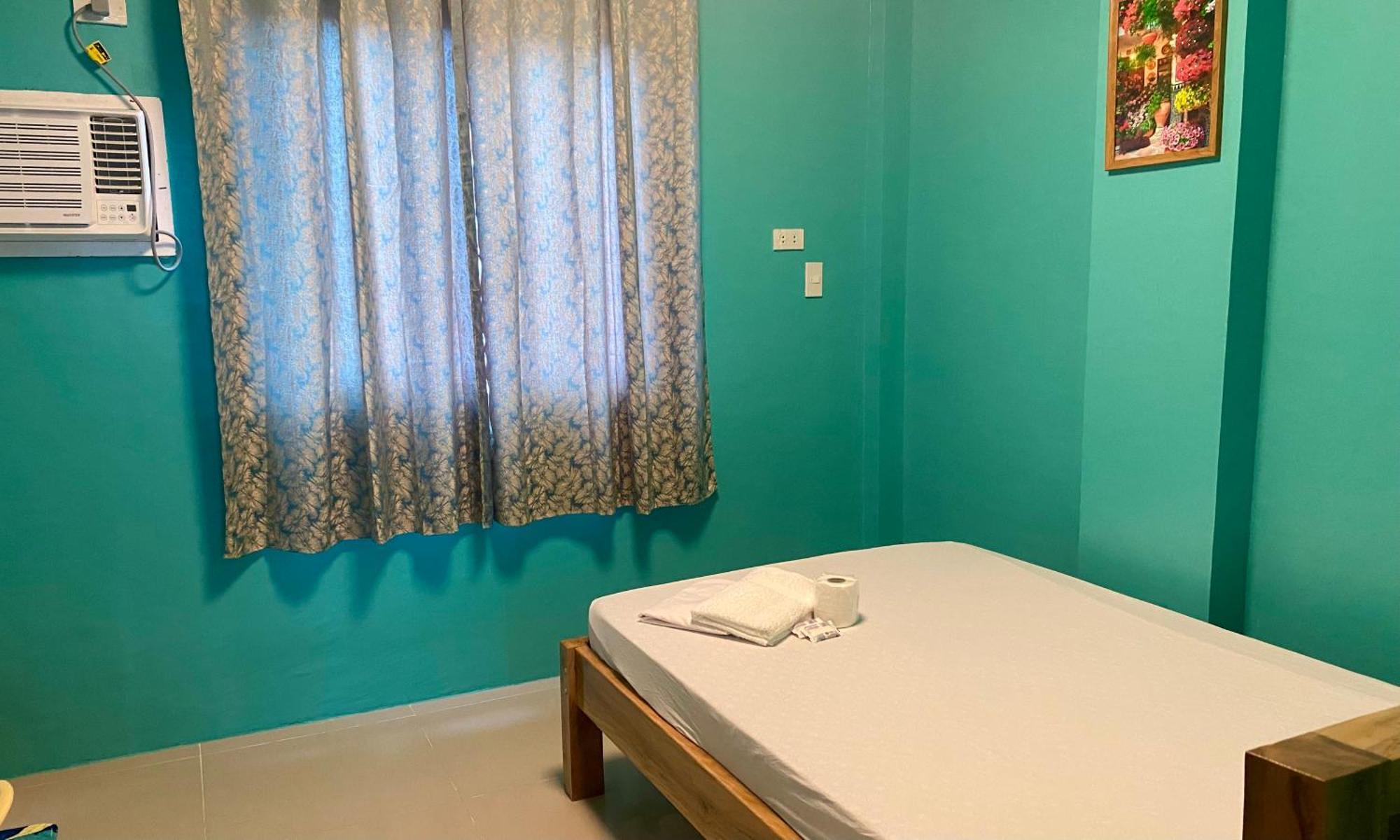 Drossgold Pension House Tubigon الغرفة الصورة